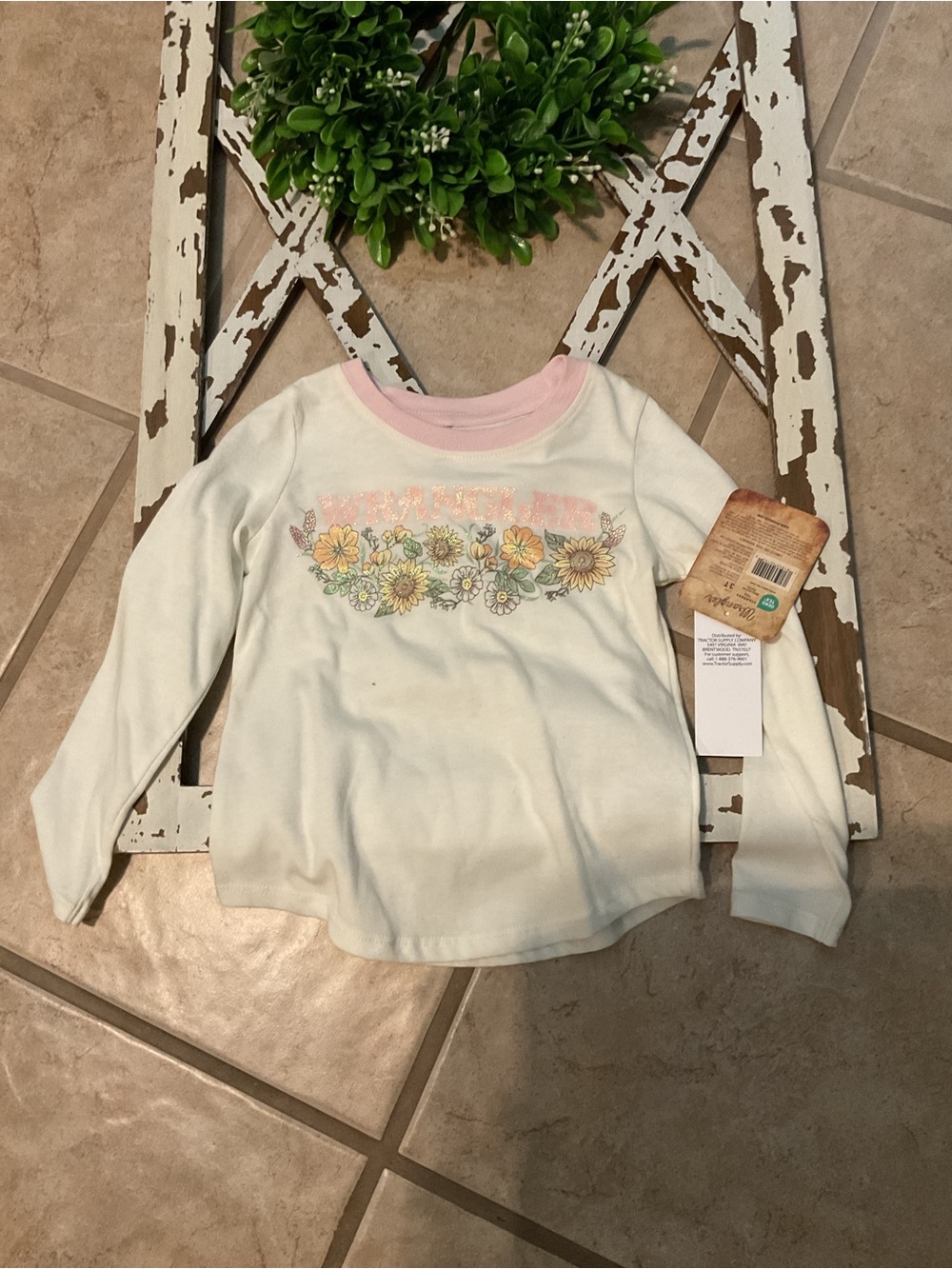 Wrangler Toddler Girls Long Sleeve Graphic Tee Glittery Flowers Size 3T NWT